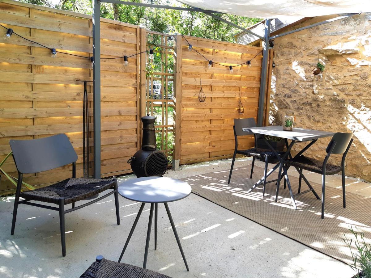 Bed and Breakfast La Tourelle 82 Saint-Antonin Exterior foto